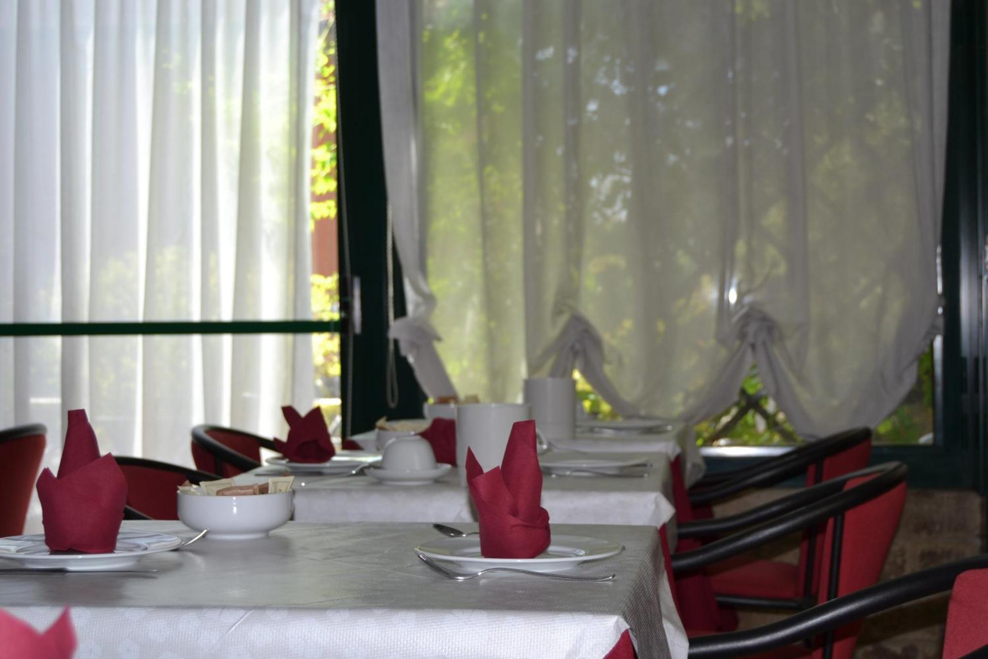 Hotel I' Fiorino モンテルーポ・フィオレンティーノ エクステリア 写真